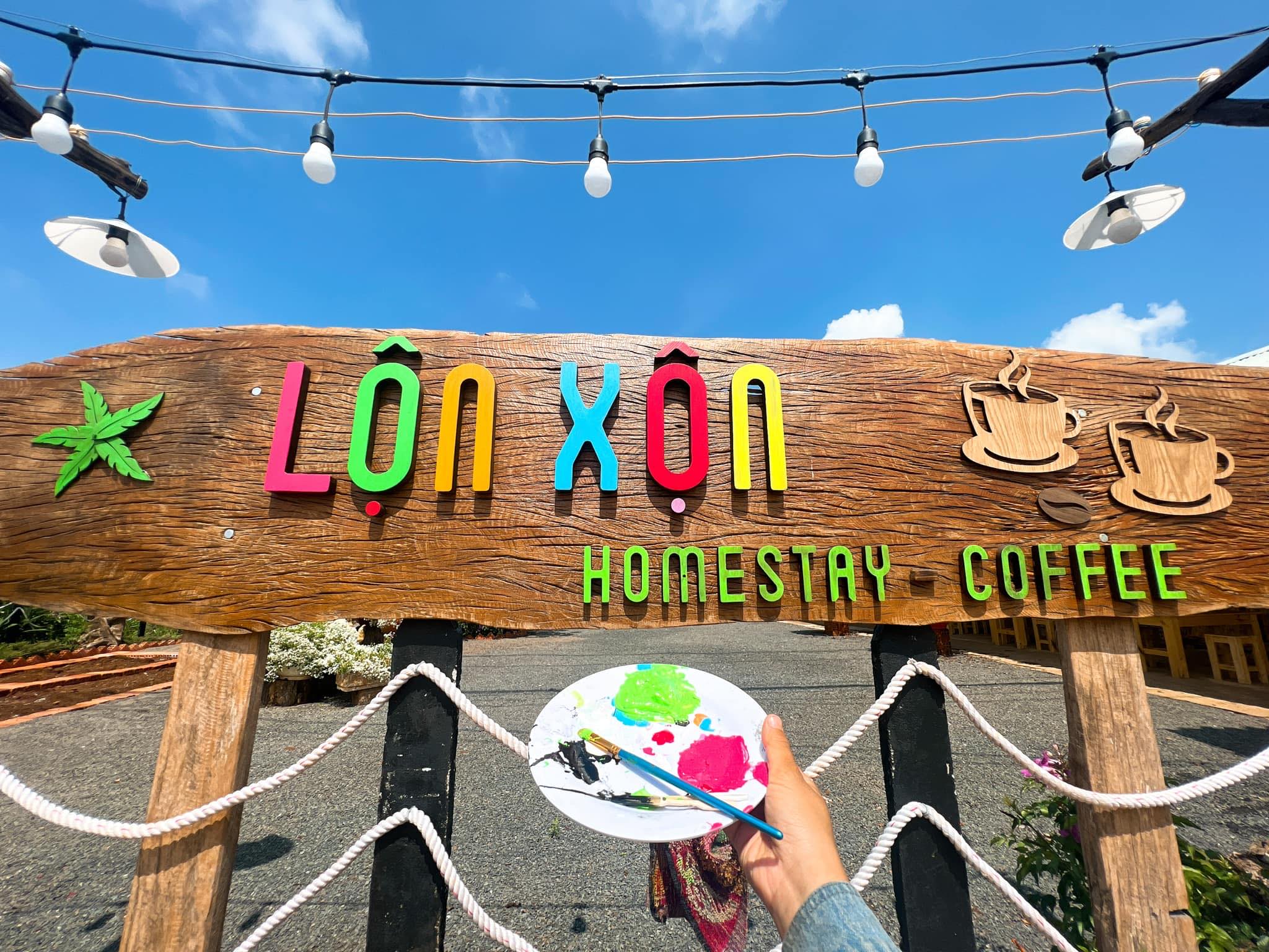 LỘN XỘN Homestay & Coffee - Măng Đen